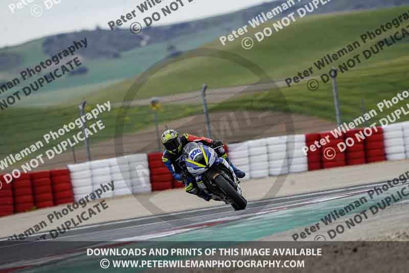 cadwell no limits trackday;cadwell park;cadwell park photographs;cadwell trackday photographs;enduro digital images;event digital images;eventdigitalimages;navarra;no limits trackdays;peter wileman photography;racing digital images;trackday digital images;trackday photos